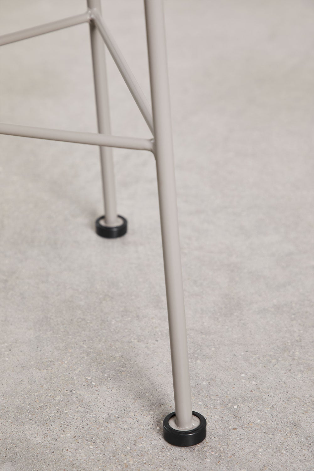 Tavolino rotondo Ø45 cm in acciaio e vimini sintetico Acapulco, immagine della galleria 3