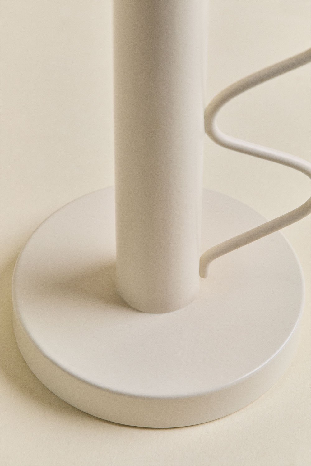 Candelabro in ferro Tarbet, immagine della galleria 4