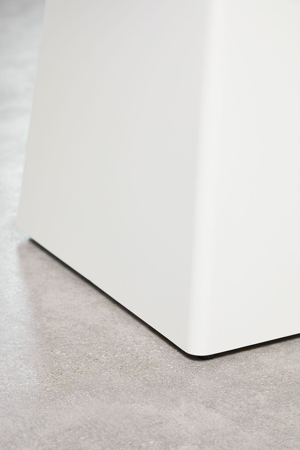 Tavolo da giardino quadrato 90x90 cm in pietra sinterizzata e alluminio Inkeri, immagine della galleria 5