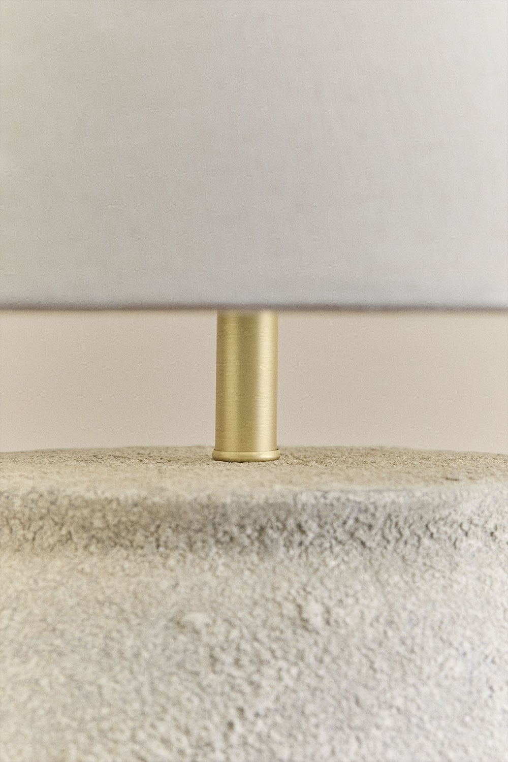 Lampada da tavolo in ceramica e lino Kenaris, immagine della galleria 6