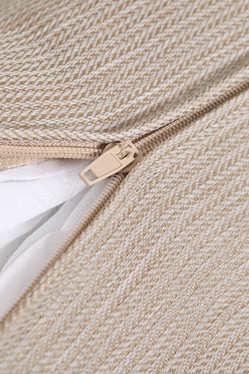 Set da salotto con 2 poltrone e 2 tavolini rotondi in legno di acacia Olivia, immagine della galleria 5