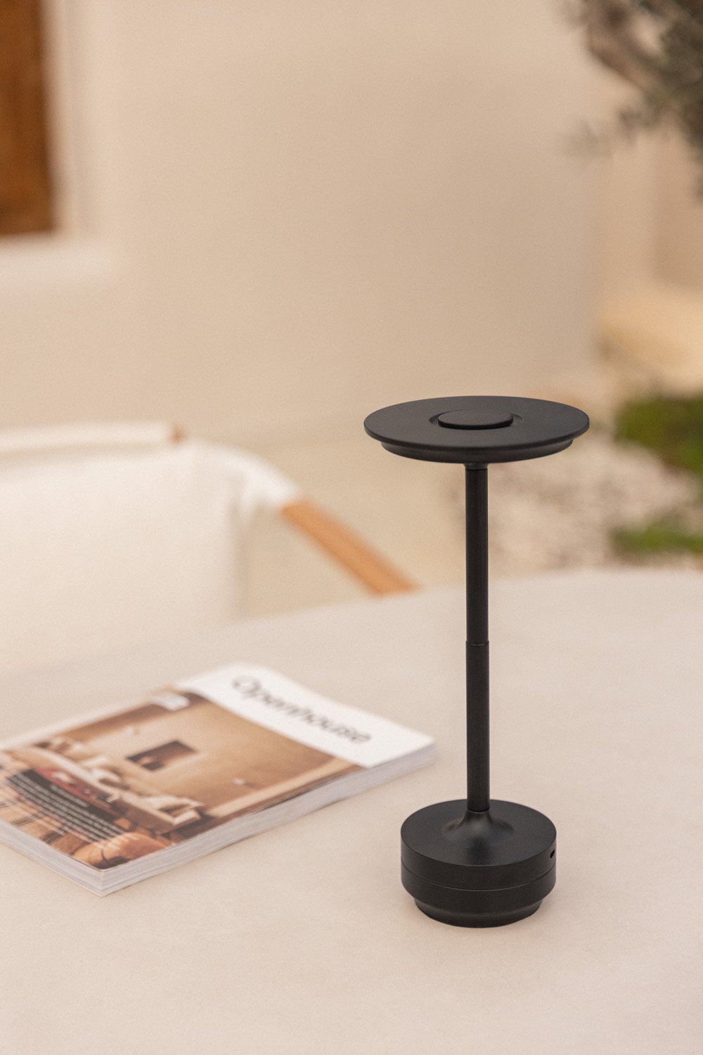 Lampada da tavolo a LED per esterni wireless Rivkin  , immagine della galleria 1