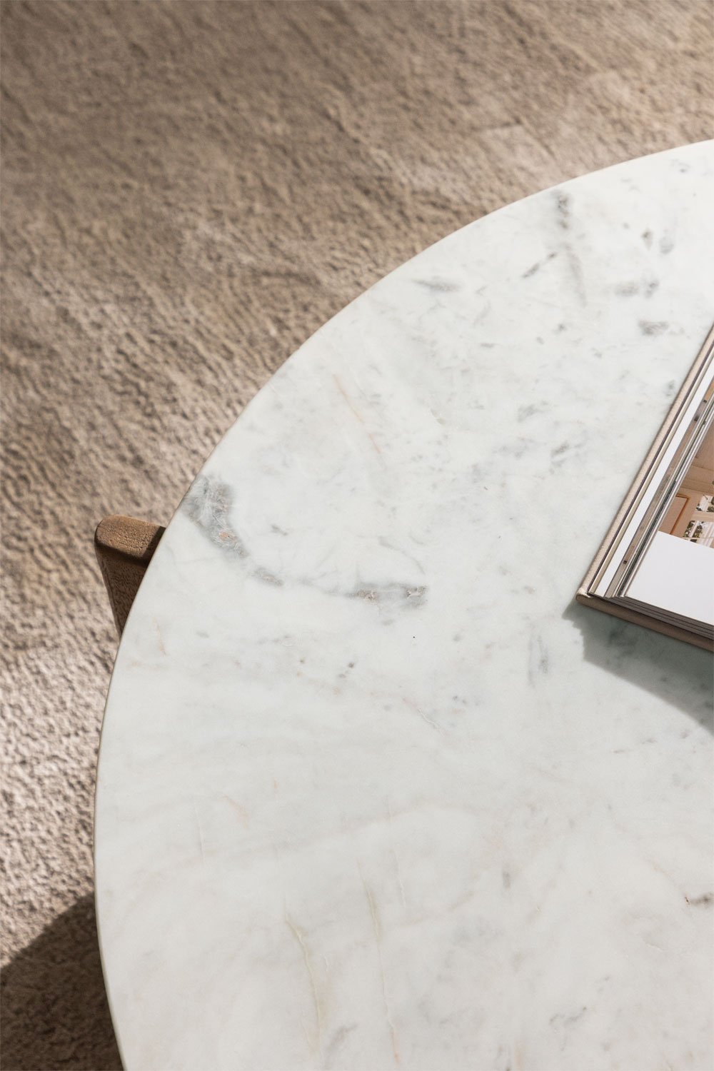Tavolino rotondo Lavinia in pietra naturale e legno di mango, immagine della galleria 2