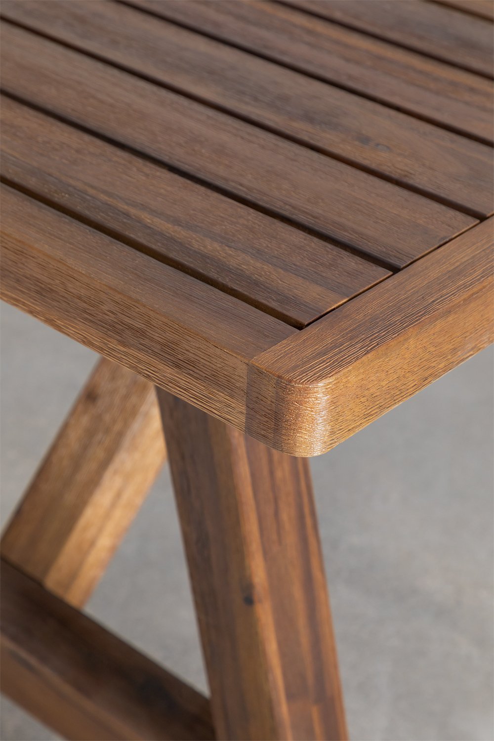 Set tavolo rettangolare estensibile 200-260-320x100 cm e 8 sedie da pranzo con braccioli in legno di acacia Dubai     , immagine della galleria 6