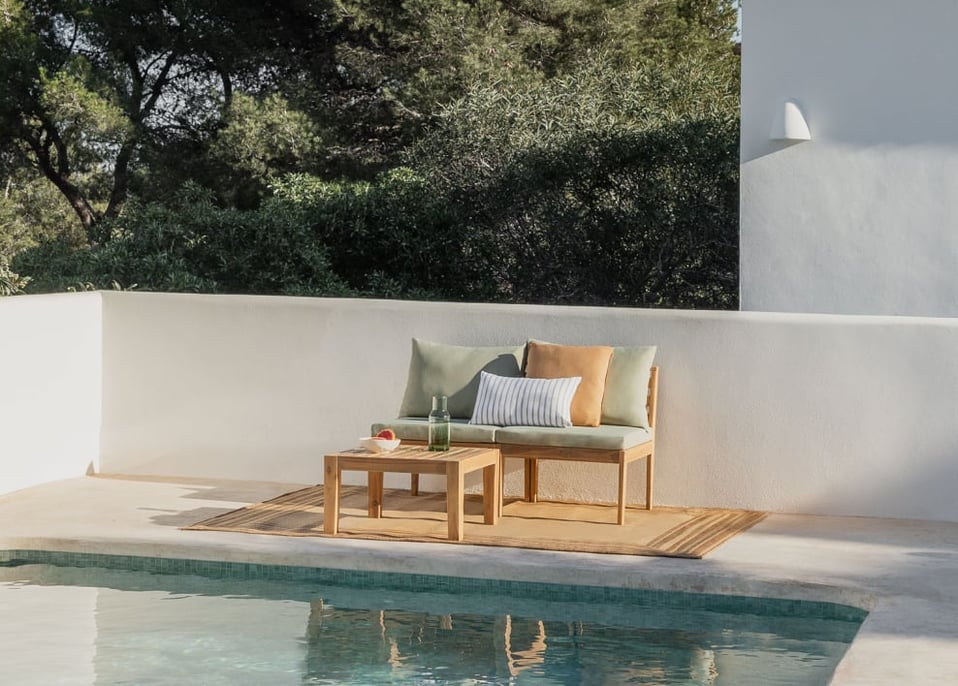 Set da giardino con divano componibile a 2 pezzi e tavolino in legno di acacia Filips