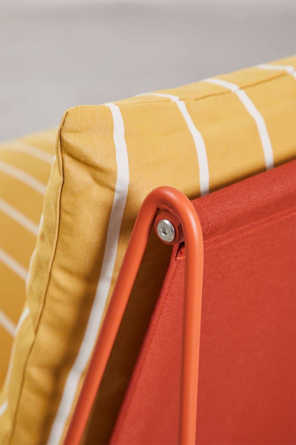 Set da giardino con poltrona e pouf convertibile Amaro, immagine della galleria 2