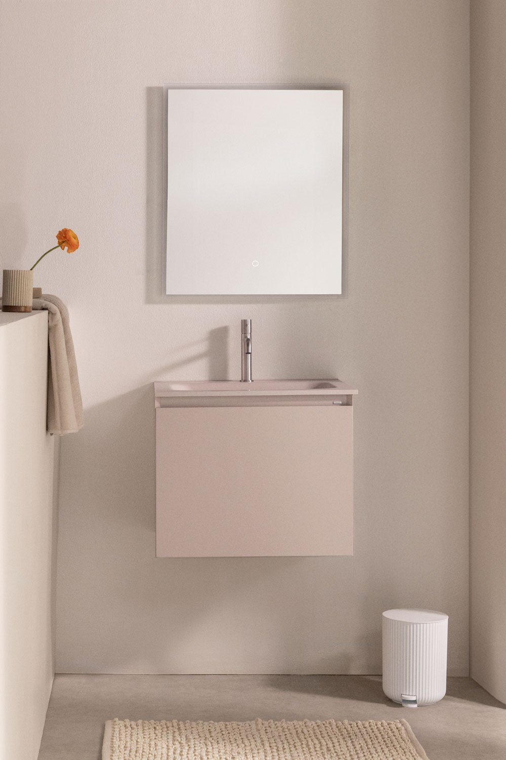 Set mobili da bagno in legno Macrae con lavabo integrato    , immagine della galleria 1