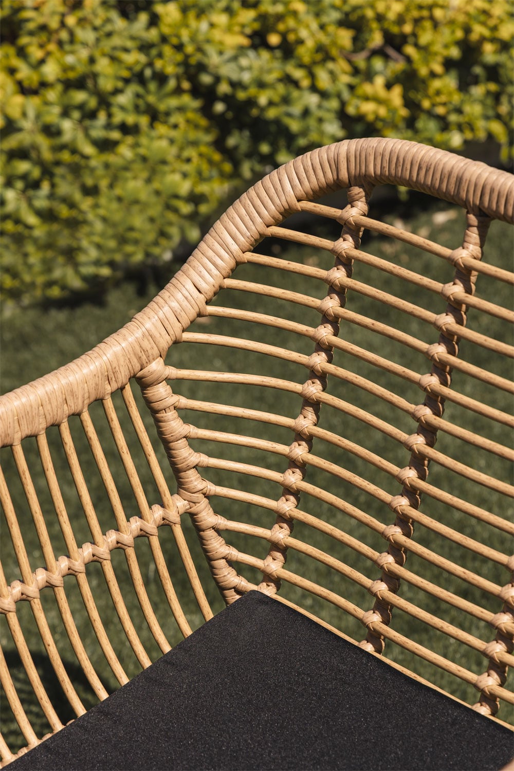 Set di 2 sedie da giardino reclinabili e poggiapiedi in rattan | Leroy