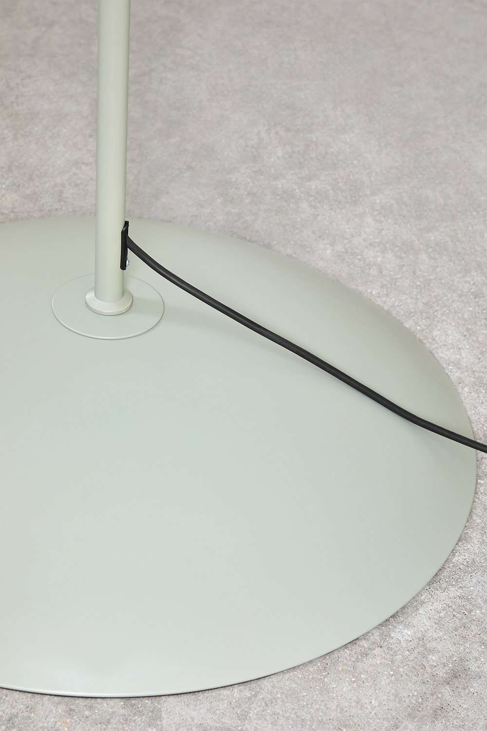 Lampada da terra per esterni in ferro Lomira, immagine della galleria 6