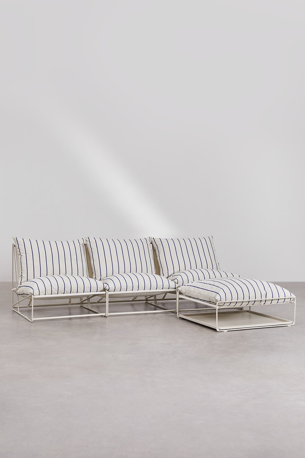 Divano modulare da giardino a 3 pezzi con pouf convertibile Amaro, immagine della galleria 3