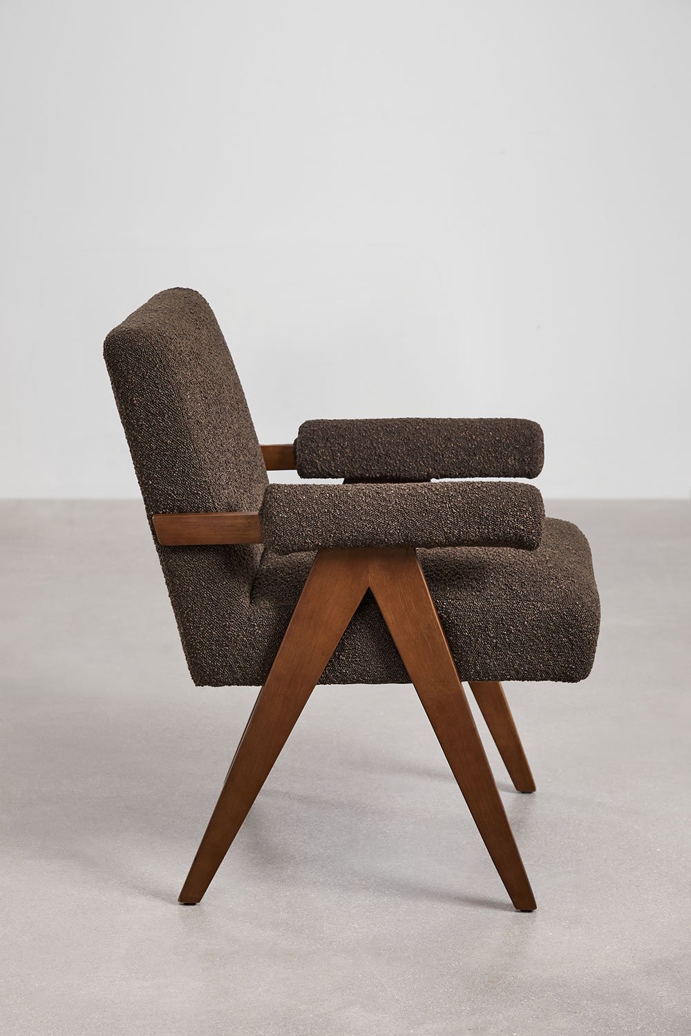 Poltrona Lucca in legno e tessuto bouclé, immagine della galleria 4