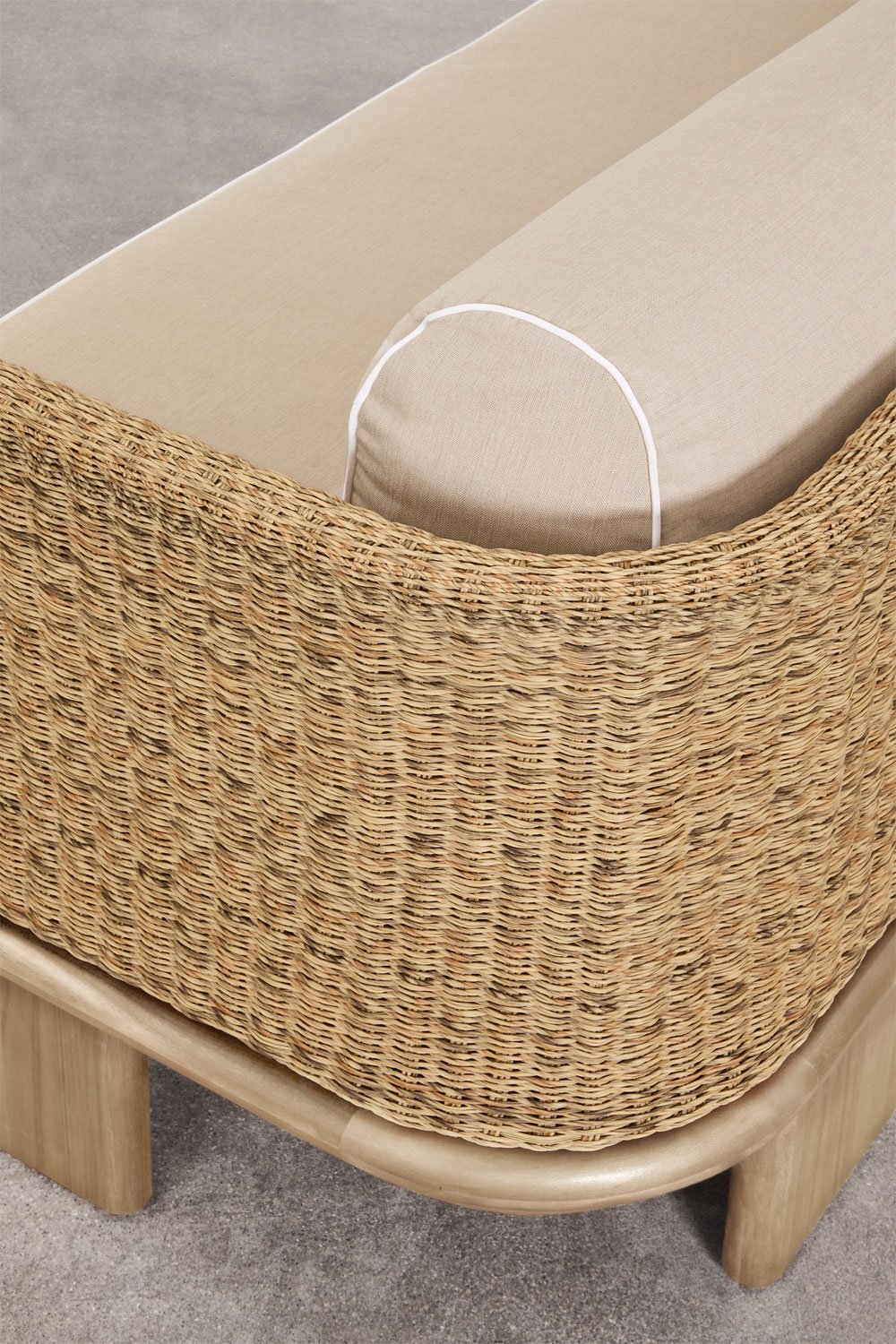 Set da giardino con divano 3 posti, 2 poltrone e 2 tavolini in rattan e legno di acacia Famara, immagine della galleria 5