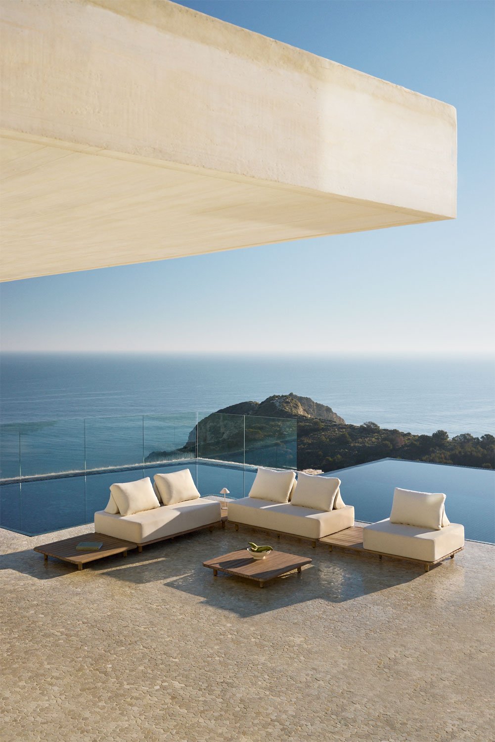 Set da giardino con divano modulare angolare a 4 pezzi con tavolino laterale e tavolino centrale 95x95 cm in acacia Portet, immagine della galleria 1