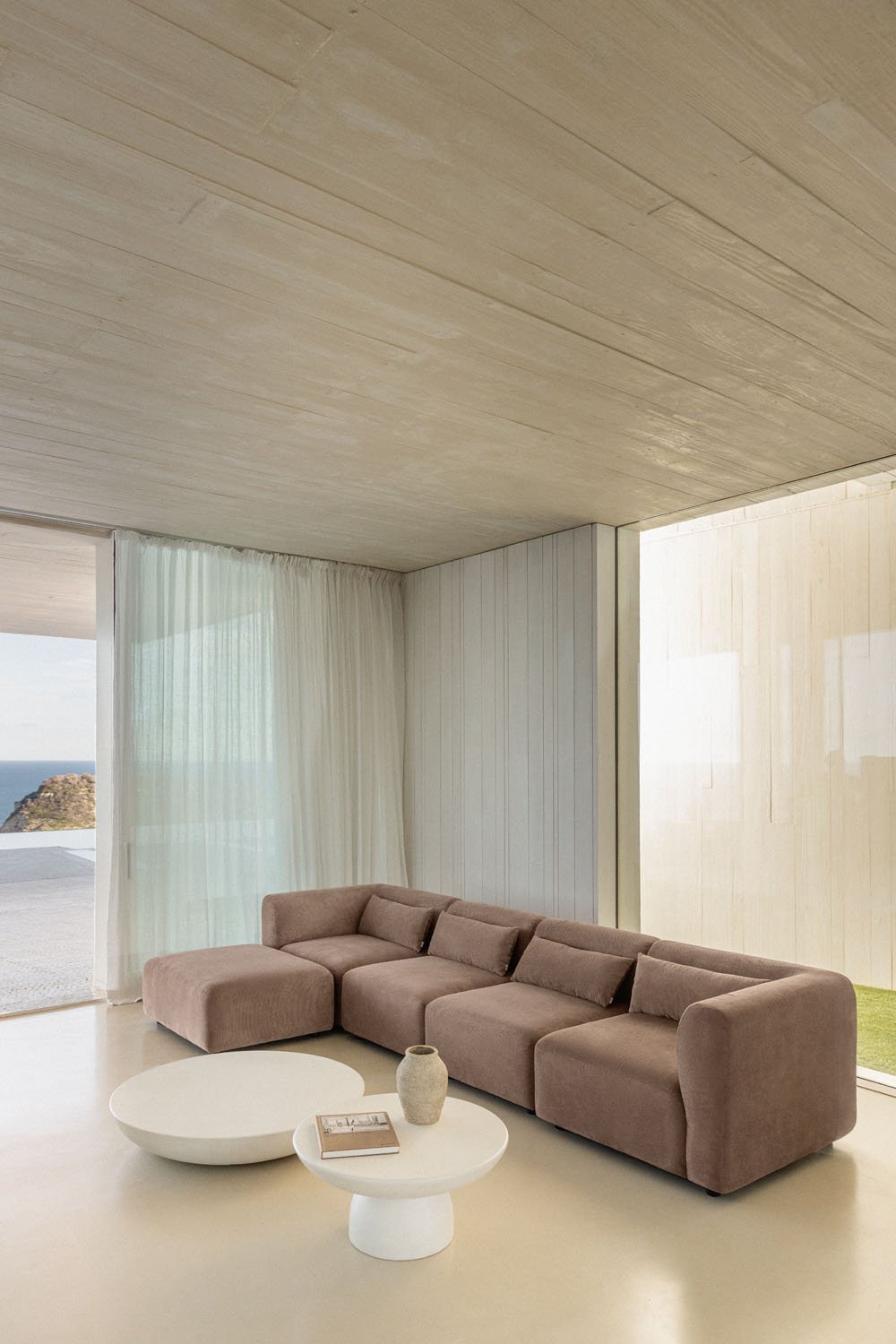Divano modulare a 4 pezzi con pouf Fogler, immagine della galleria 1