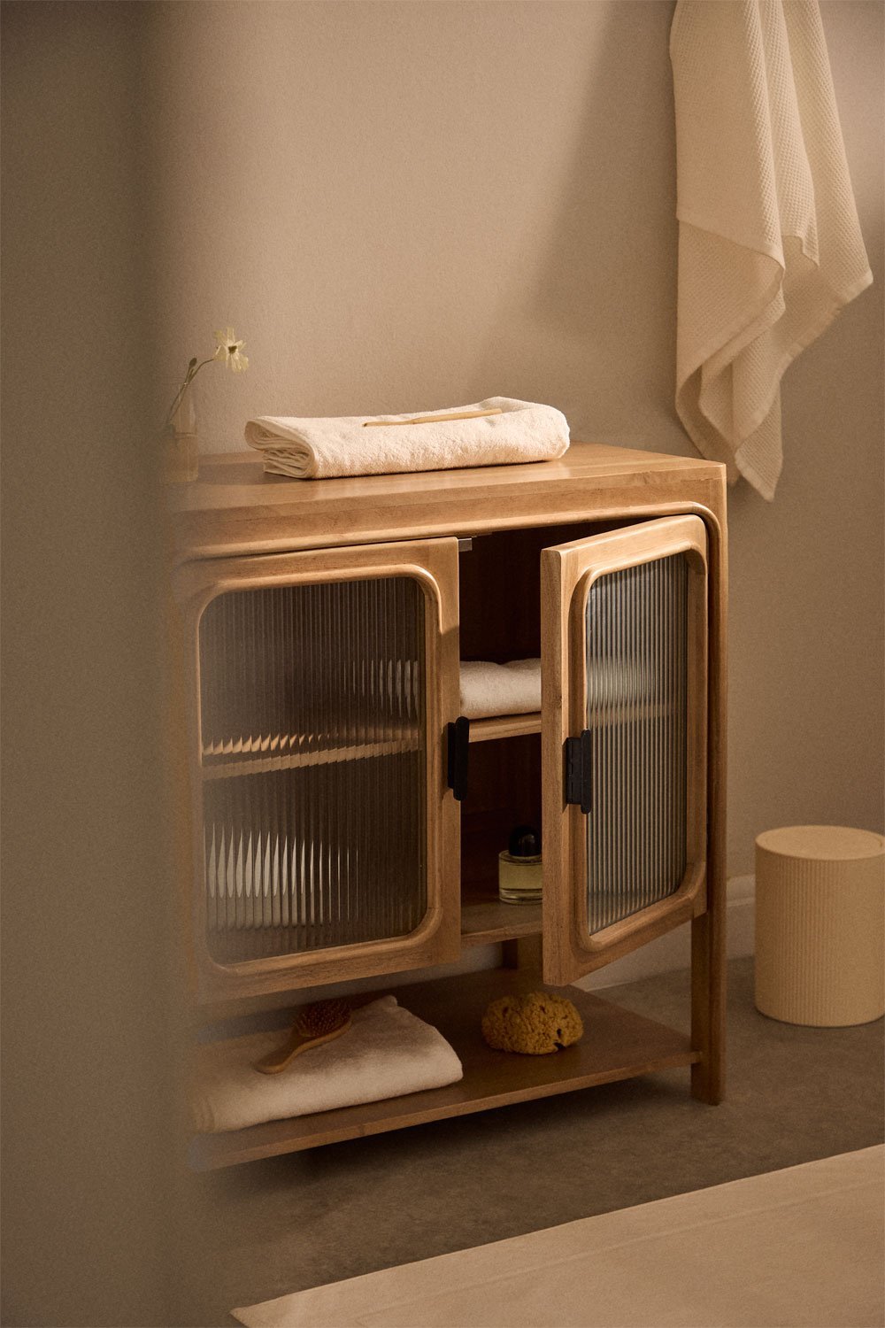 Set di mobili da bagno Massilia in legno di acacia e vetro, immagine della galleria 2