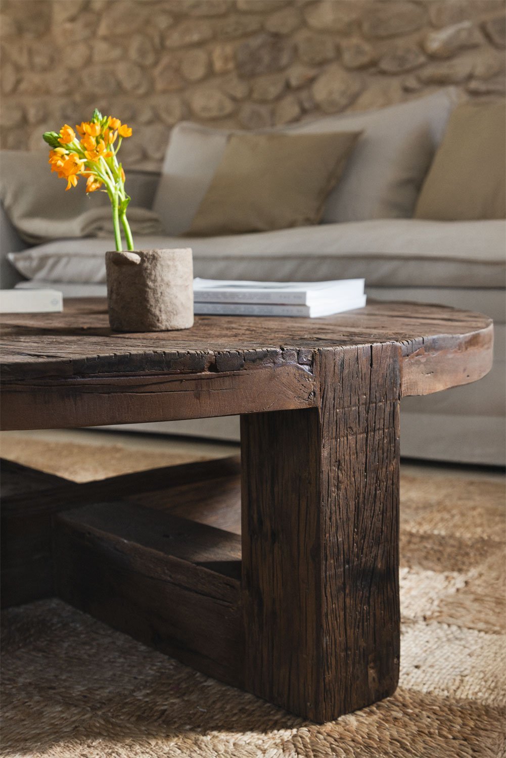 Tavolino rotondo Ø120 cm in legno riciclato Juvira, immagine della galleria 2