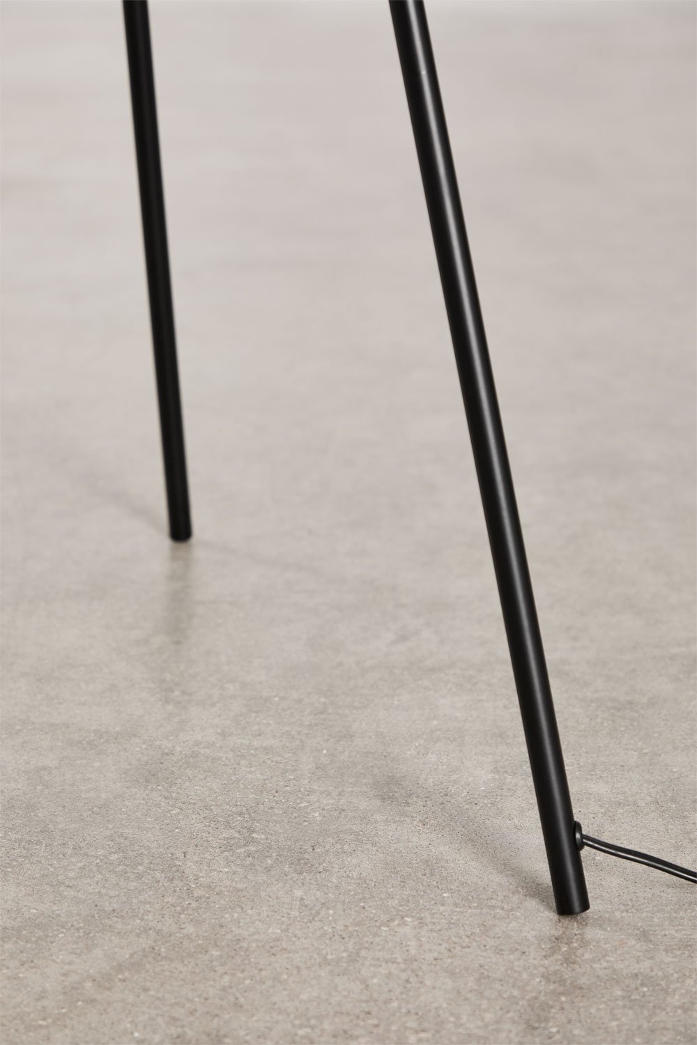 Lampada da terra in tessuto e ferro Ilena, immagine della galleria 6