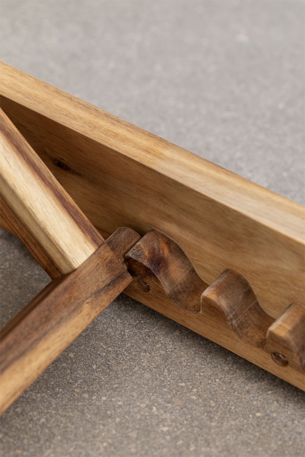 Lettino prendisole reclinabile in legno di acacia Idaira, immagine della galleria 9