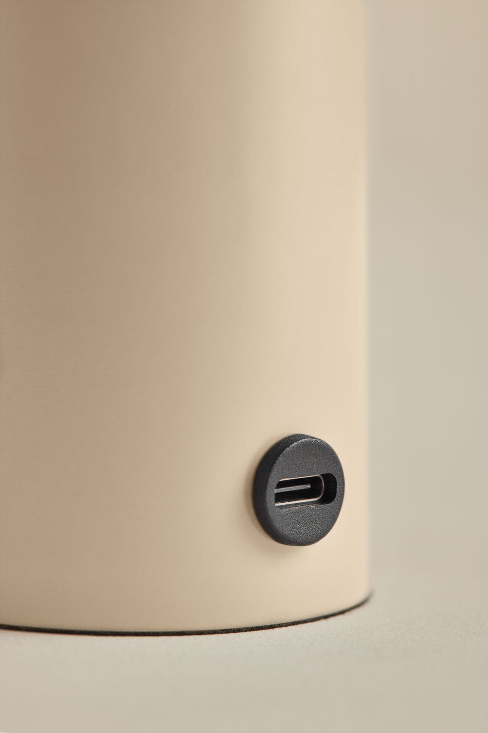 Lampada da tavolo LED wireless in cristallo e ferro Elfriede, immagine della galleria 4