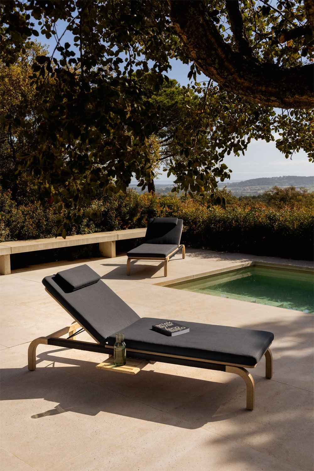 Sdraio reclinabile in legno di acacia con cuscino Dubai, immagine della galleria 1
