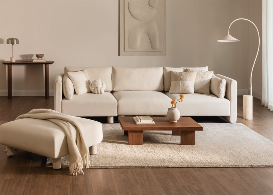 Divano componibile in 3 pezzi e pouf in tessuto Artemisa bouclé