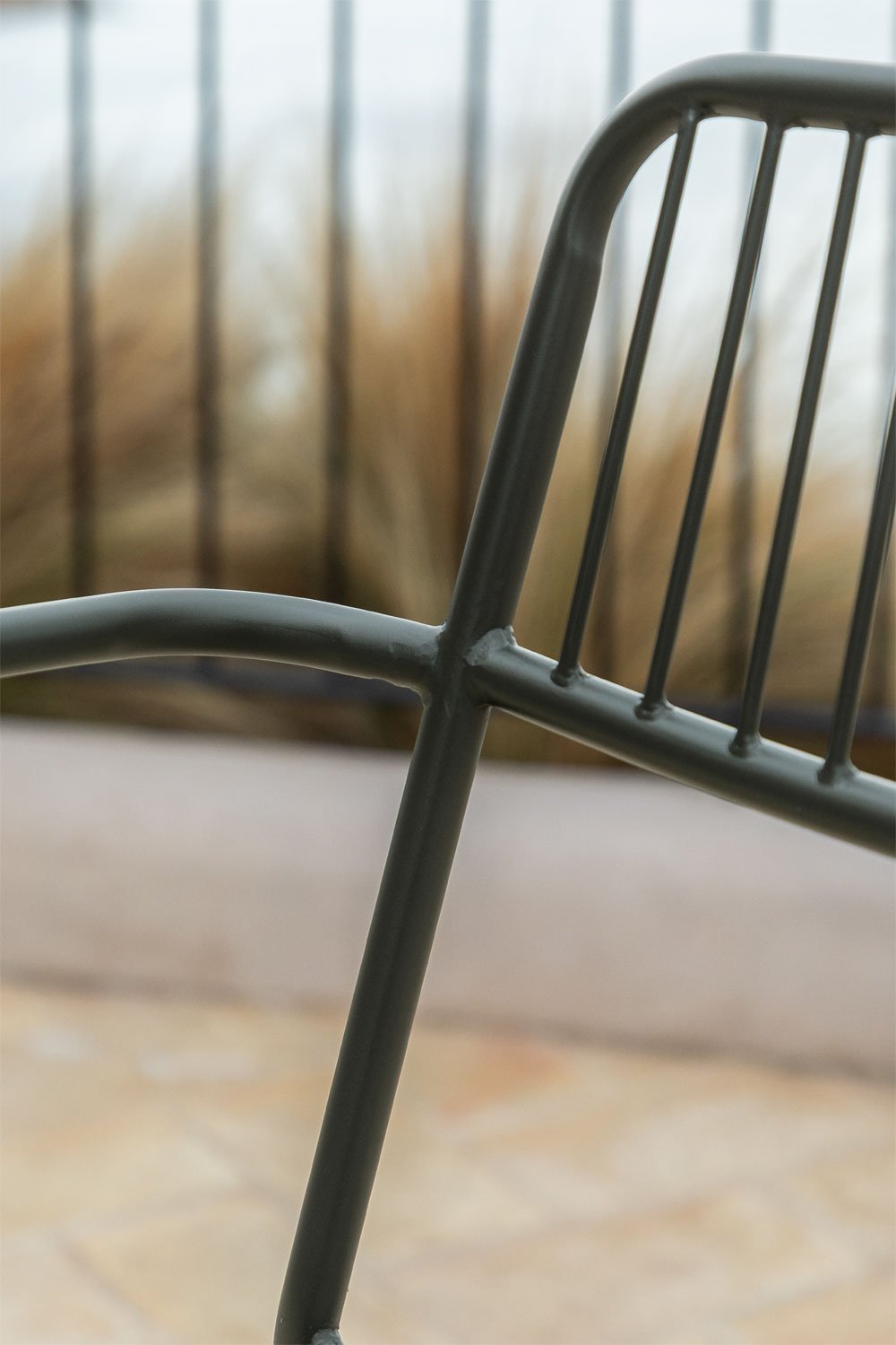 Set di 2 sedie da giardino impilabili con braccioli in acciaio Elton, immagine della galleria 2