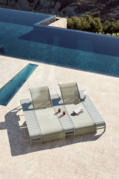 Set di 2 poltrone reclinabili e 3 tavolini laterali in acciaio Marietta