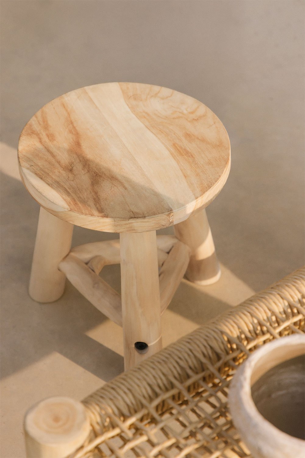 Sgabello basso da giardino Narel in legno di teak , immagine della galleria 2