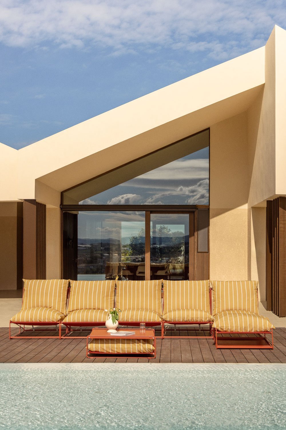Set di divani modulari Amaro da 5 pezzi con tavolino laterale e pouf trasformabile, immagine della galleria 1