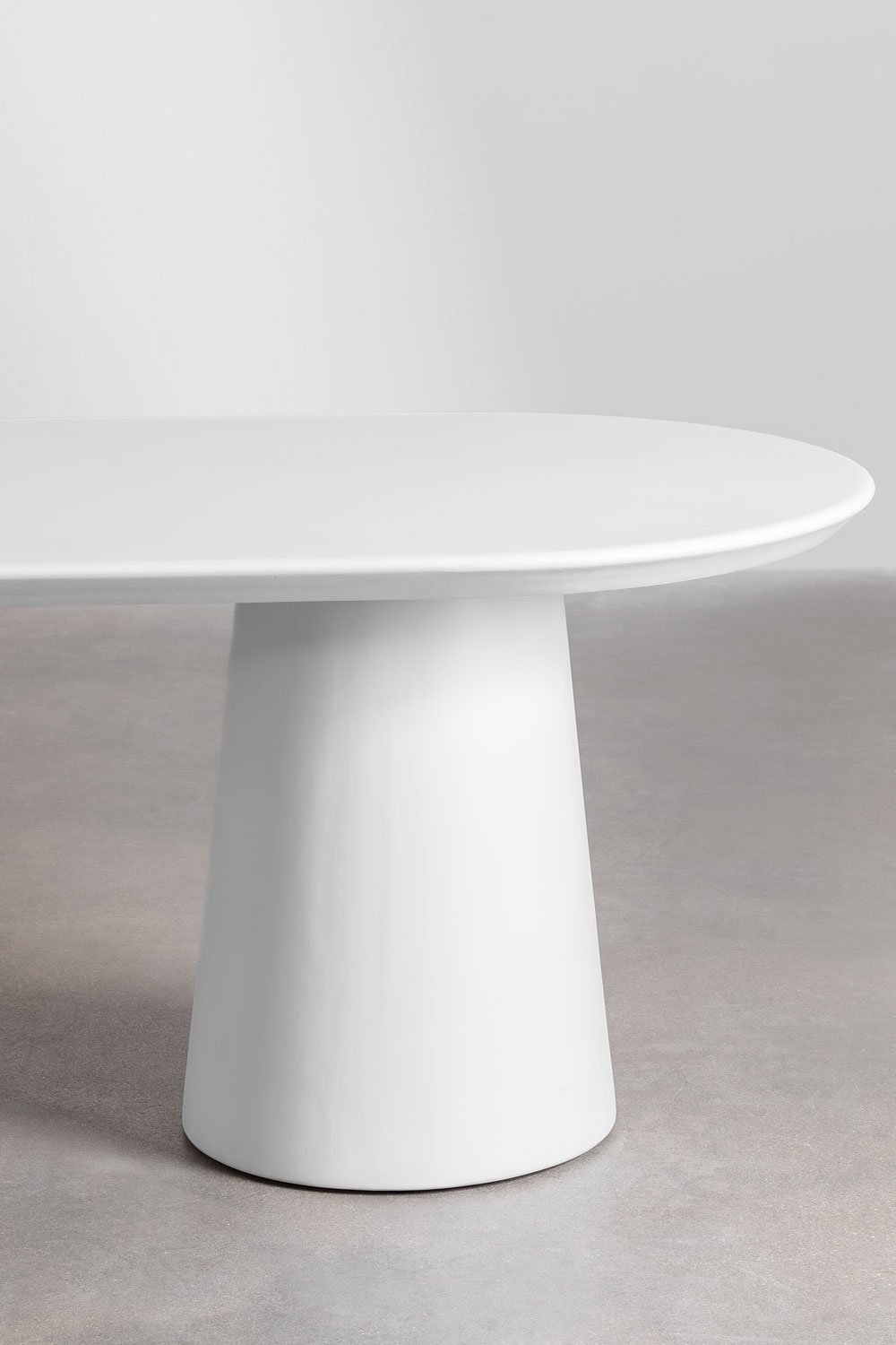 Set composto da tavolo ovale 220x95 cm in cemento Noemi e 8 sedie da giardino Sophie con braccioli in alluminio e corda intrecci, immagine della galleria 4