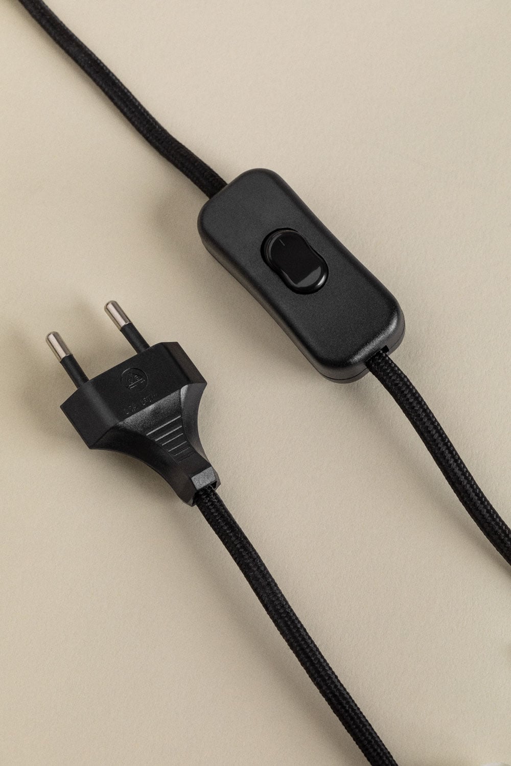 Lampada da tavolo in ferro Lenasia, immagine della galleria 6