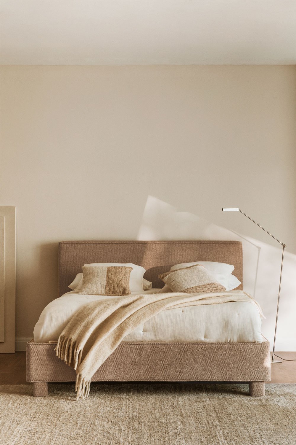 Letto in tessuto ciniglia spesso Jokin, immagine della galleria 1