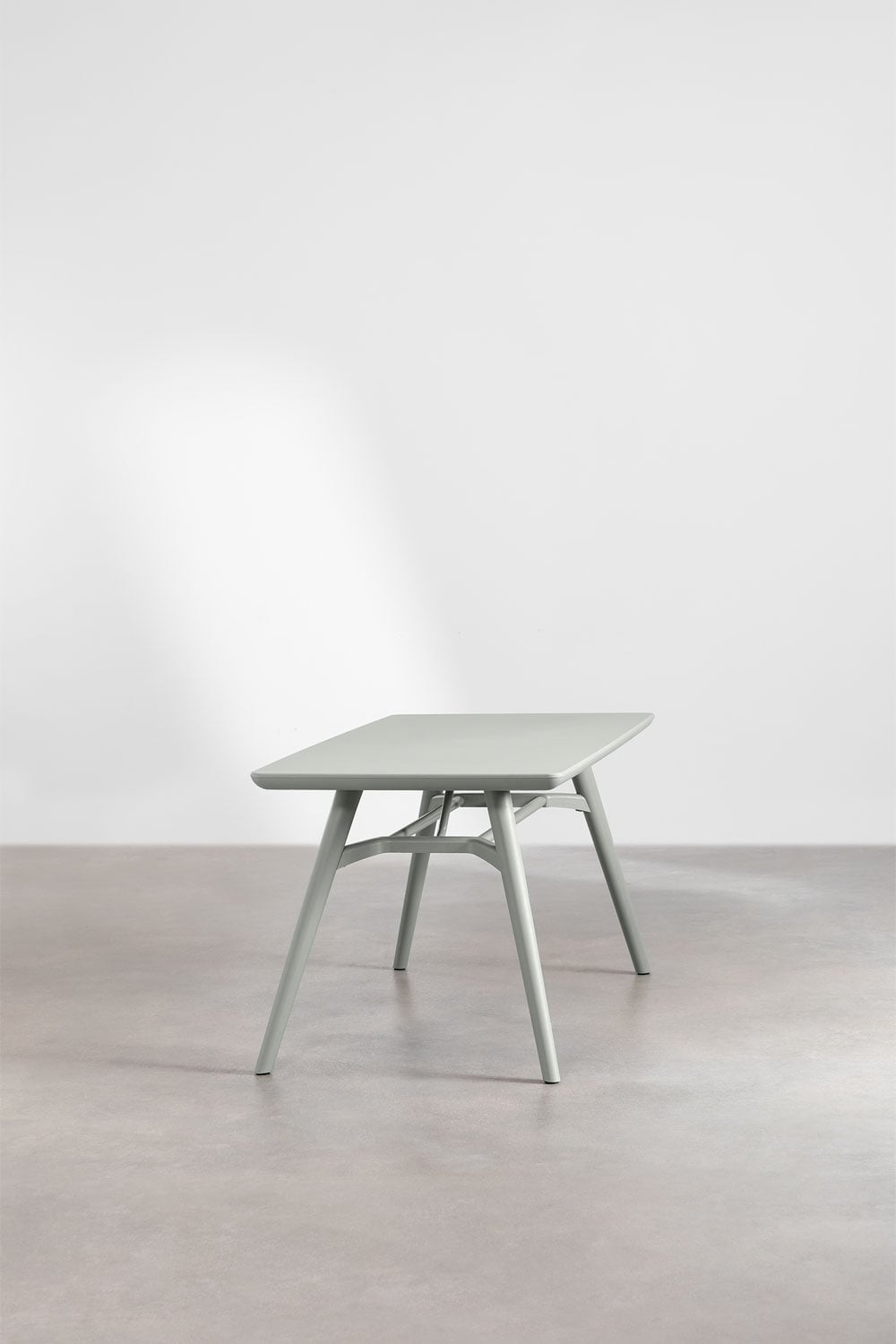 Set tavolo rettangolare 135x80 cm Scand e 4 sedie da giardino con braccioli in polipropilene Ivor, immagine della galleria 4