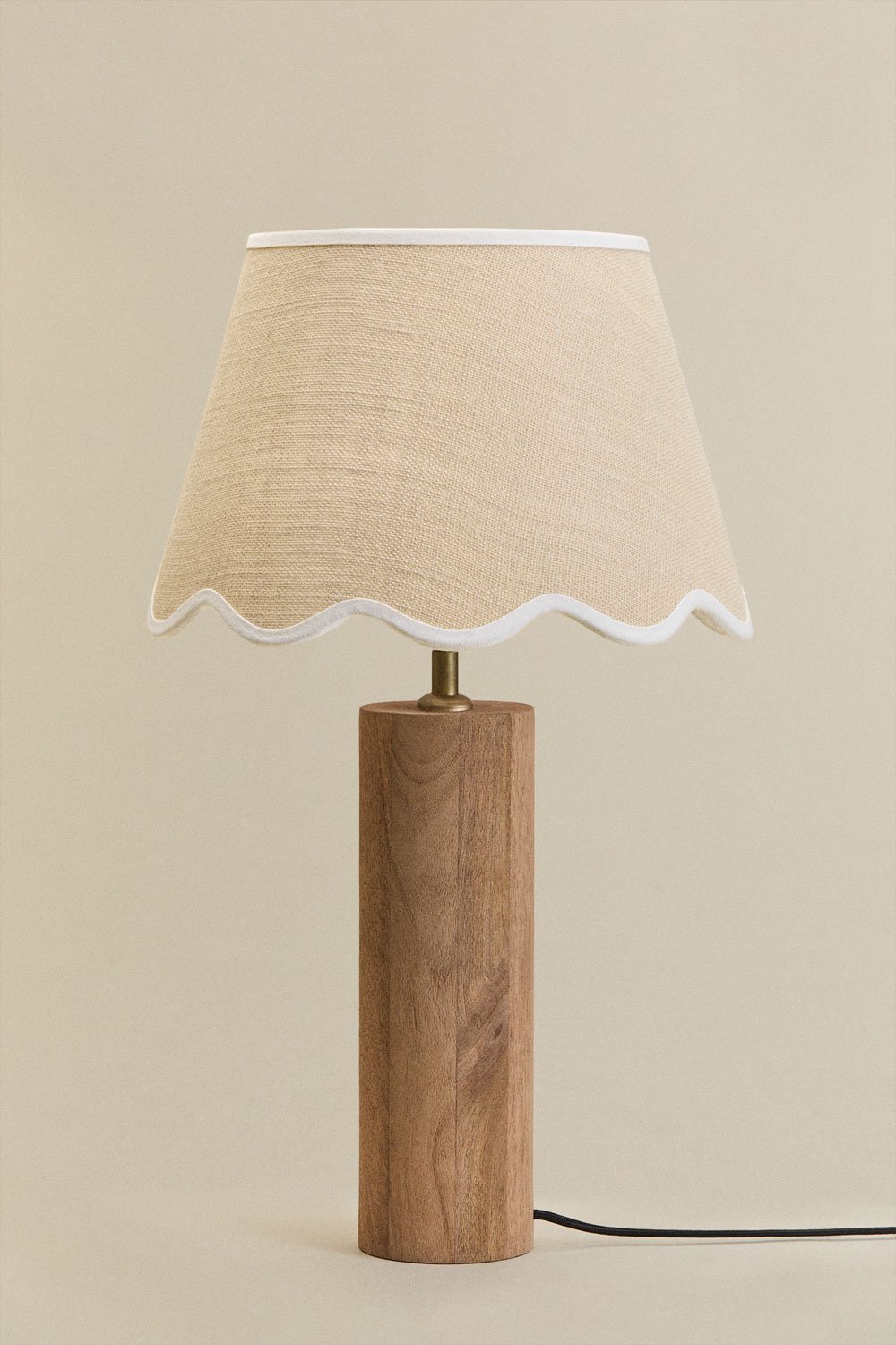 Lampada da tavolo in legno di mango Carolina, immagine della galleria 1