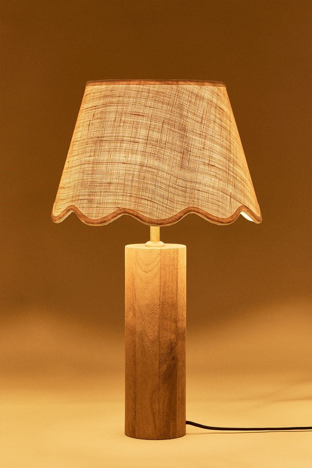 Lampada da tavolo in legno di mango Carolina, immagine della galleria 2