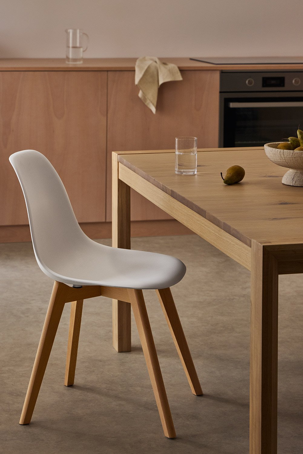 Pacco di 2 sedie da pranzo in polipropilene e legno di faggio Scand Nordic, immagine della galleria 1