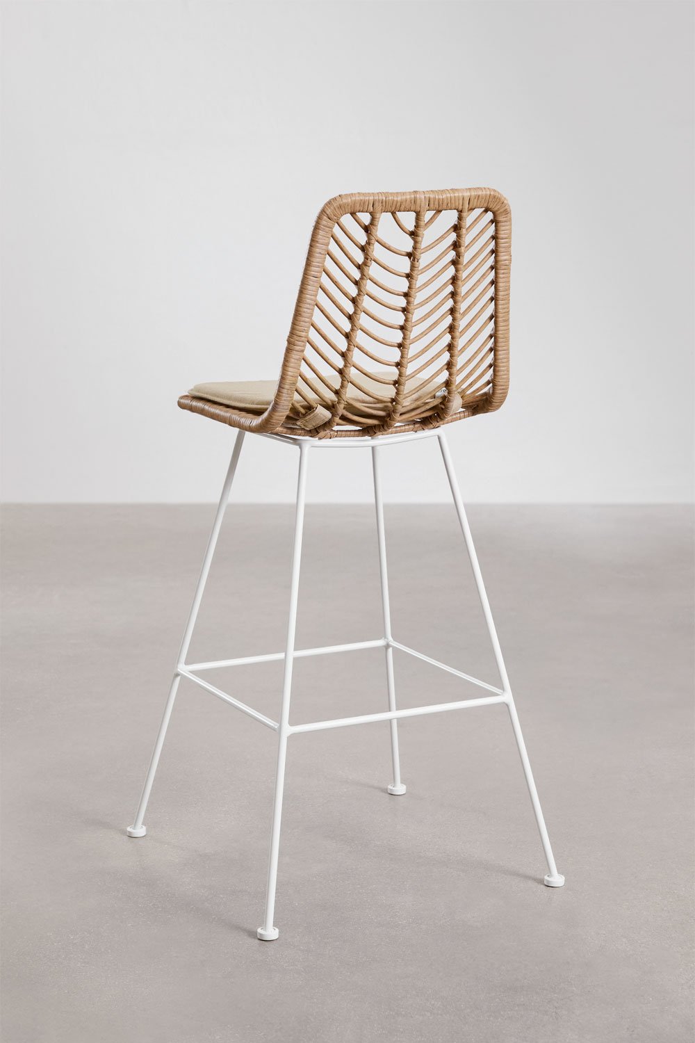 Confezione da 2 sgabelli alti in rattan sintetico Gouda Natural, immagine della galleria 3