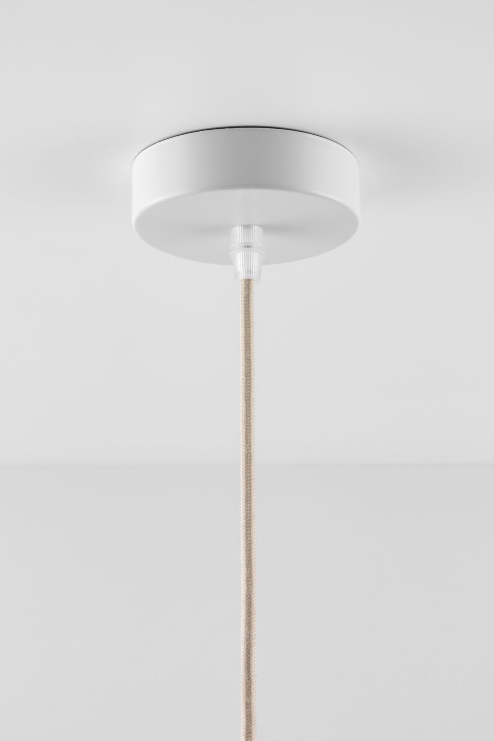 Lampada a sospensione da soffitto in terracotta Sainza, immagine della galleria 5