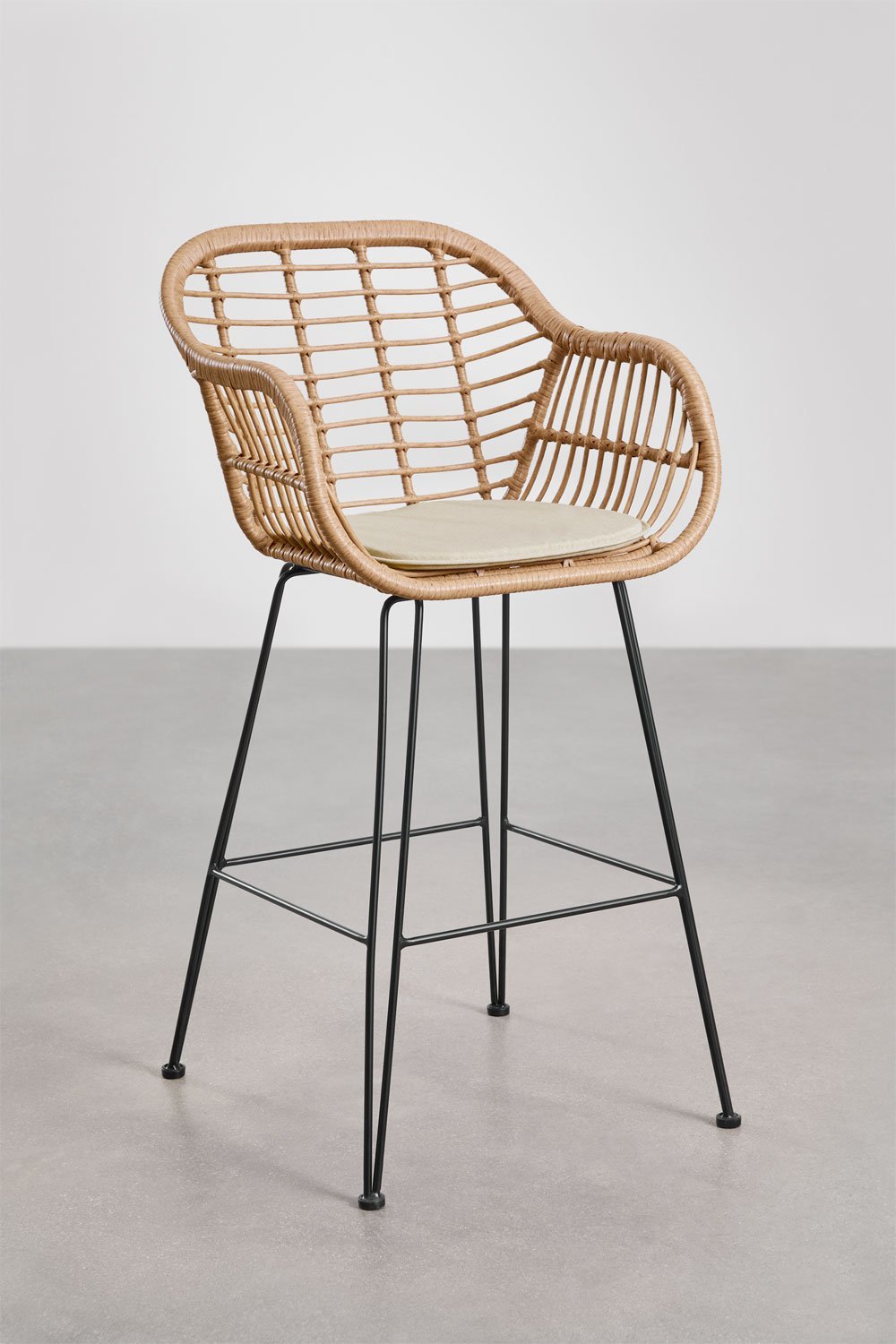 Sgabello alto Zole in vimini sintetico, immagine della galleria 1