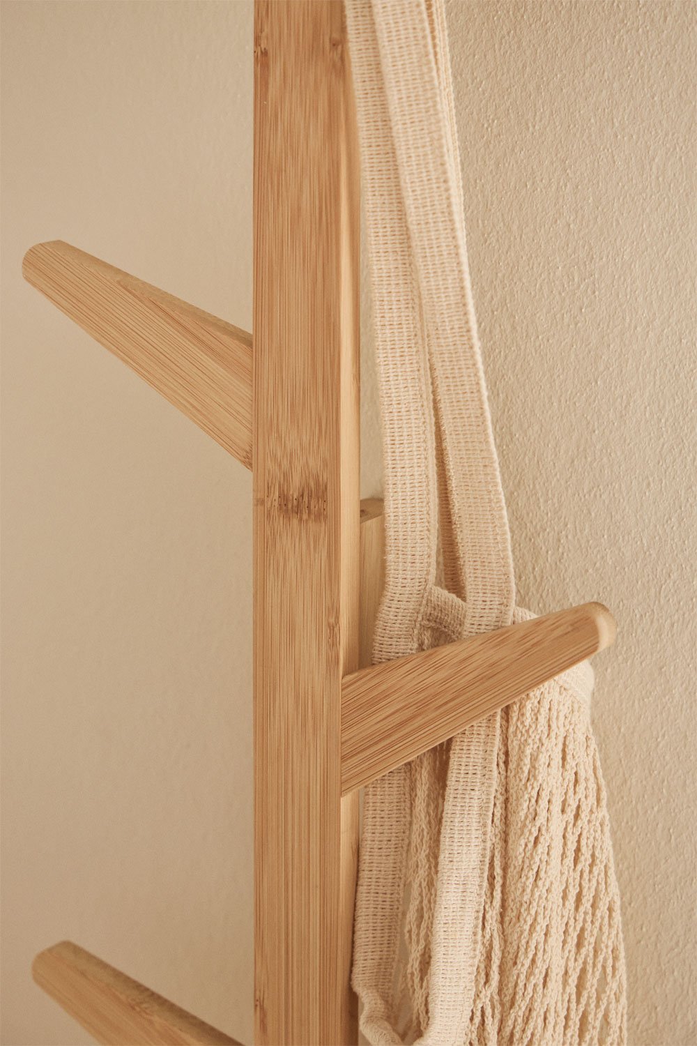Appendiabiti da parete in bambù Gorafe , immagine della galleria 2