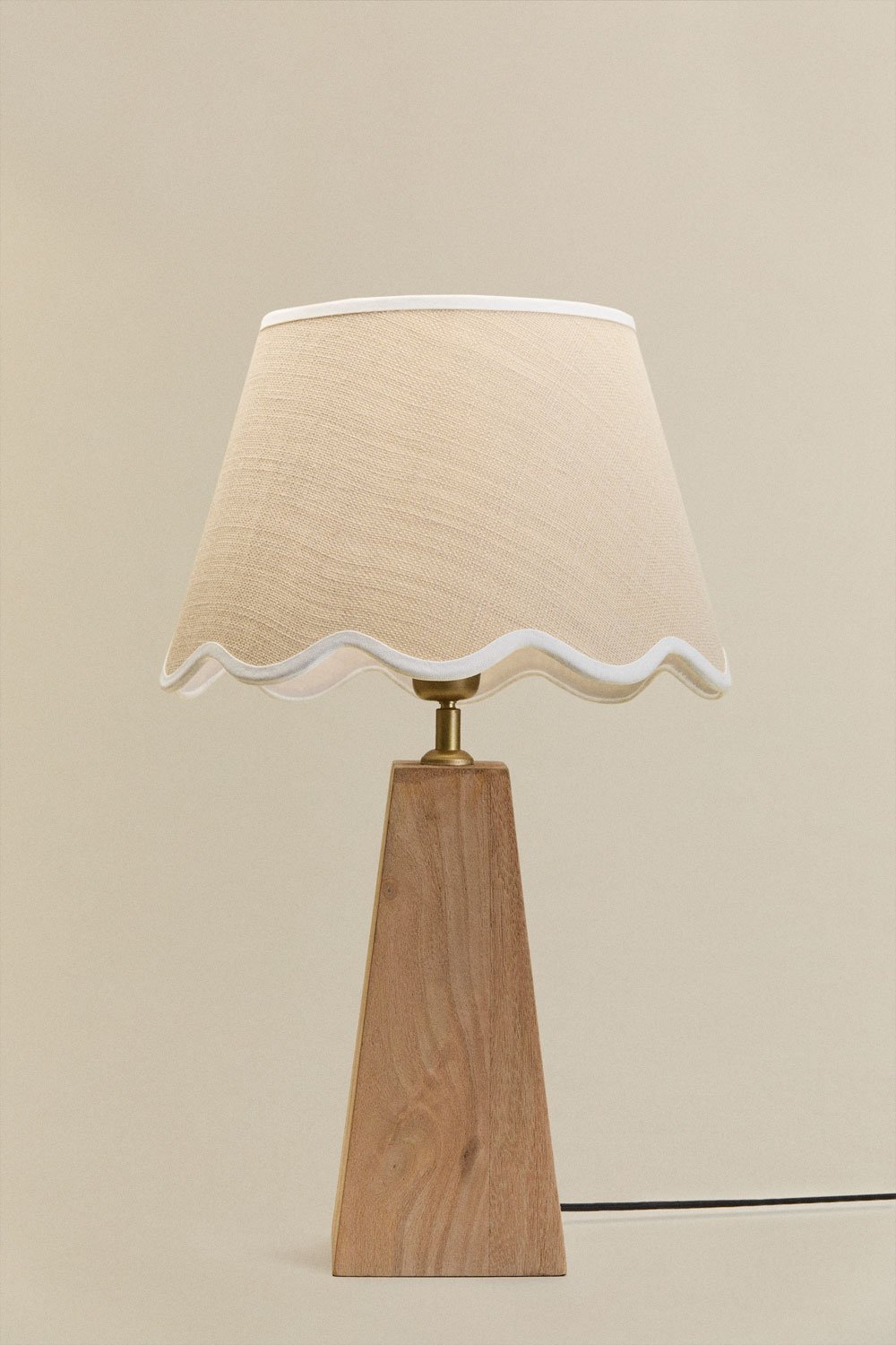 Lampada da tavolo in legno di mango Taraua, immagine della galleria 1