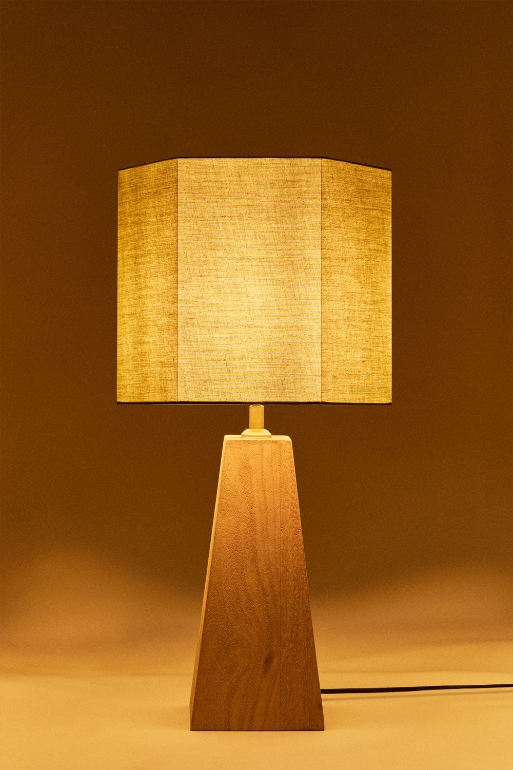 Lampada da tavolo in legno di mango Taraua, immagine della galleria 2