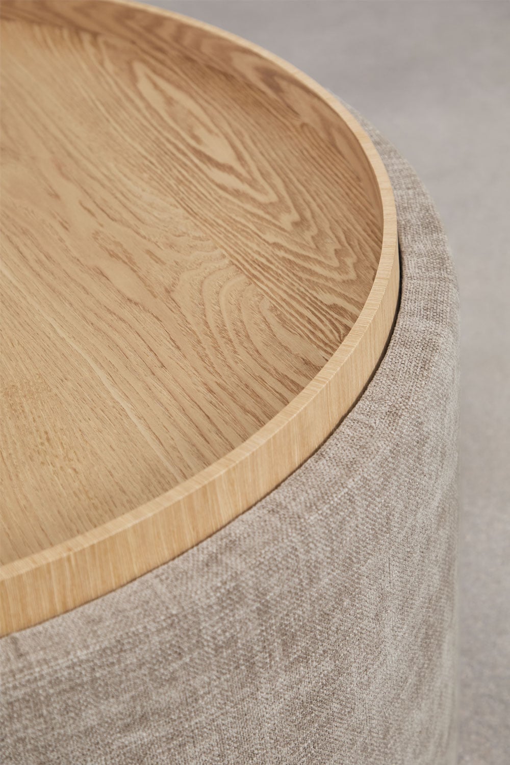 Pouf rotondo imbottito Berkeleni con vassoio e contenitore, immagine della galleria 4