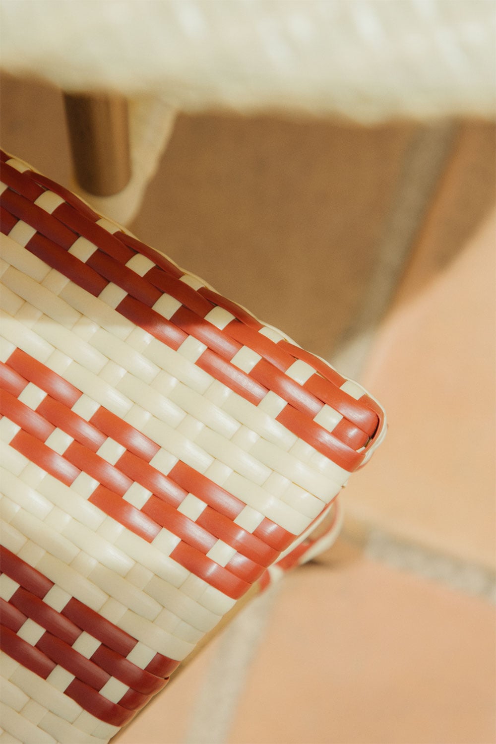 Confezione da 4 sedie da giardino impilabili in alluminio Brielle Bistro, immagine della galleria 3