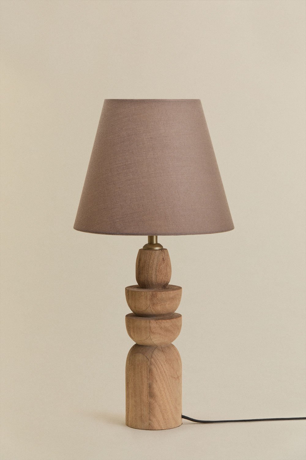 Lampada da tavolo in legno di mango Koski, immagine della galleria 1