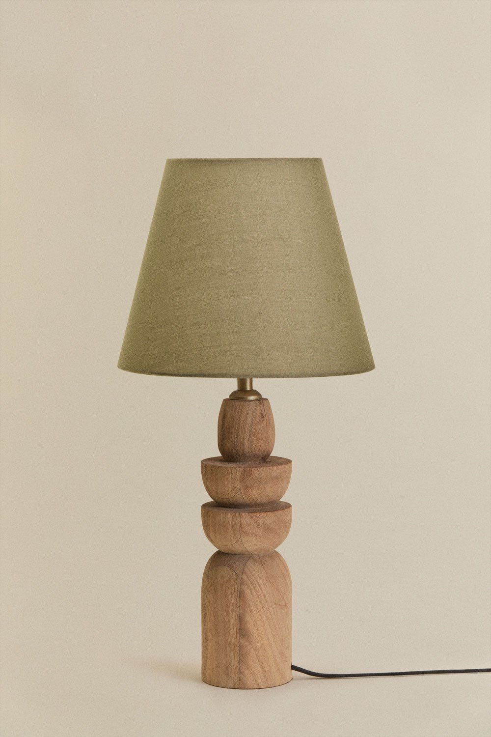 Lampada da tavolo in legno di mango Koski, immagine della galleria 1