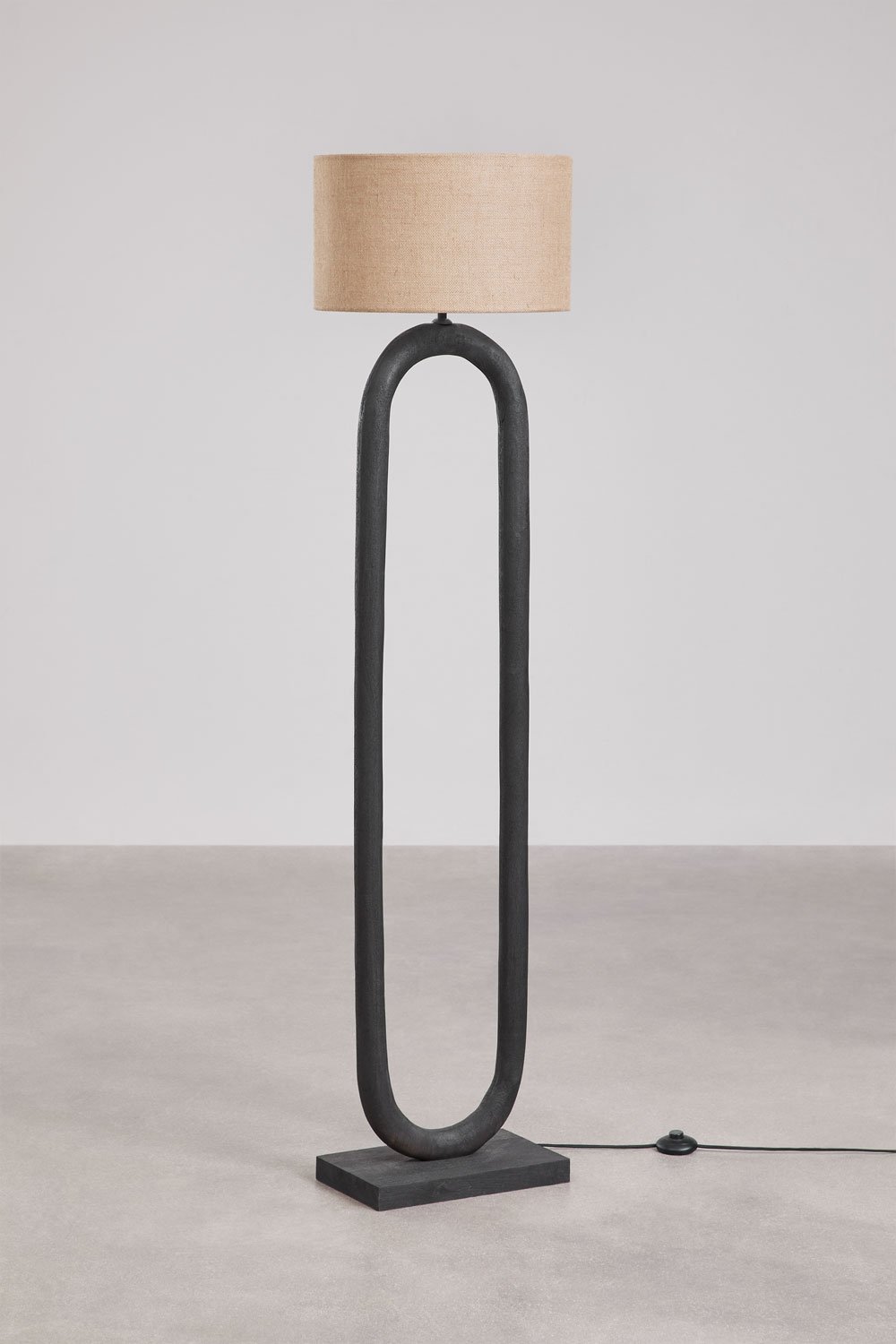 Lampada da terra in legno di mango Tiberia, immagine della galleria 1