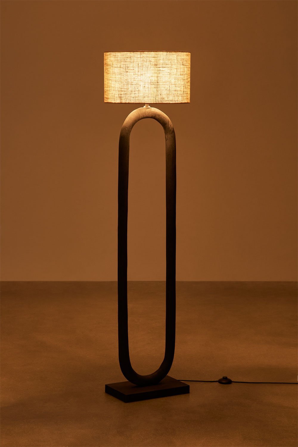 Lampada da terra in legno di mango Tiberia, immagine della galleria 2