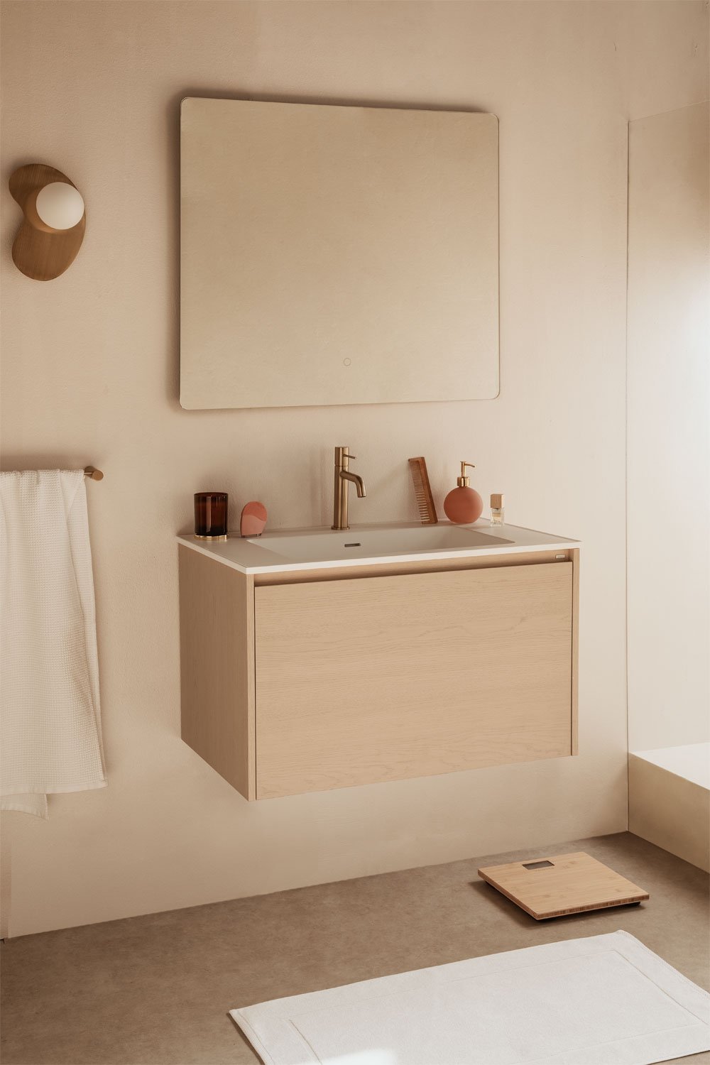 Set di mobili da bagno sospesi in legno con lavabo integrato Jacob, immagine della galleria 1