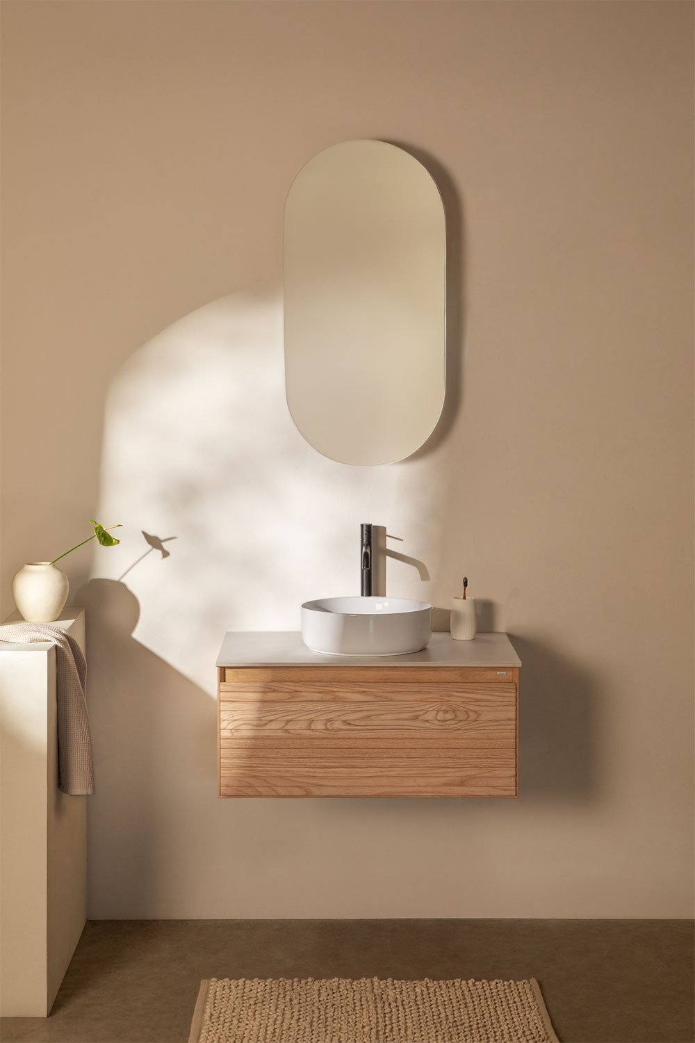 Set di mobili da bagno in legno di frassino Tedrik, immagine della galleria 1